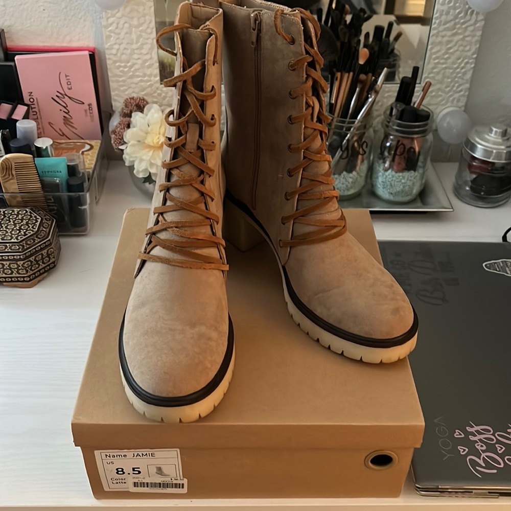 Jamie boots